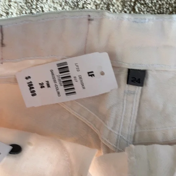 CARMAR denim skirt. - Picture 8 of 12